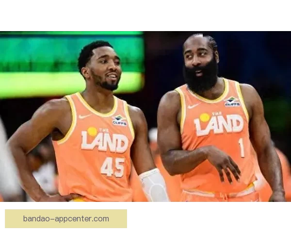 哈登米切尔瞄准双杀湖人 东契奇复出能否助队豪取四连胜