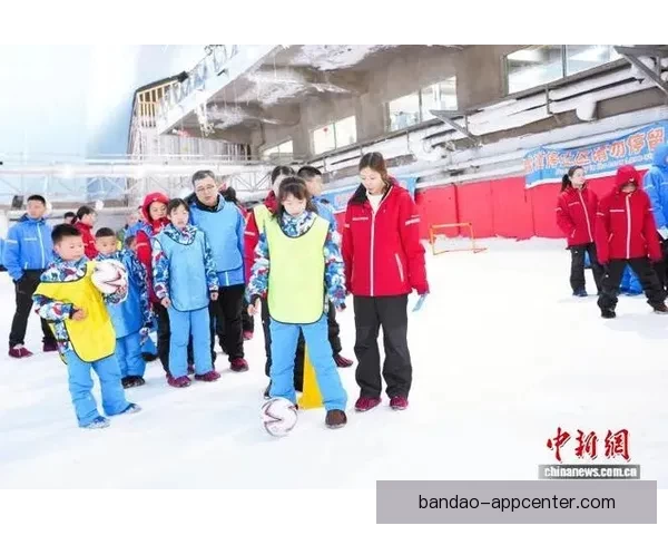 侨乡青田全民健身冰雪嘉年华燃动春日激情掀起冰雪运动新热潮 侨乡青田全民健身冰雪嘉年华燃动春日激情掀起冰雪运动新热潮
